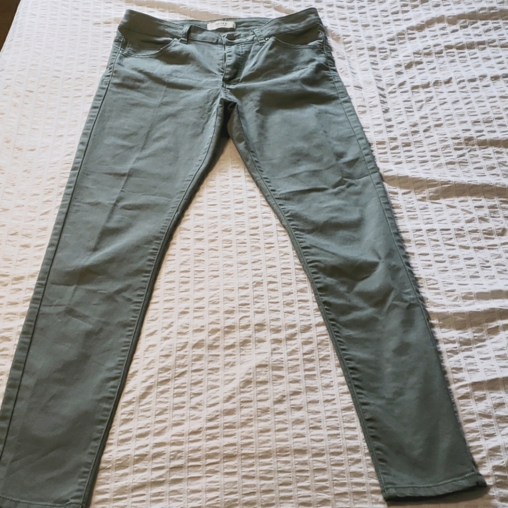 2/$15 FOREVER 21 Jeans
